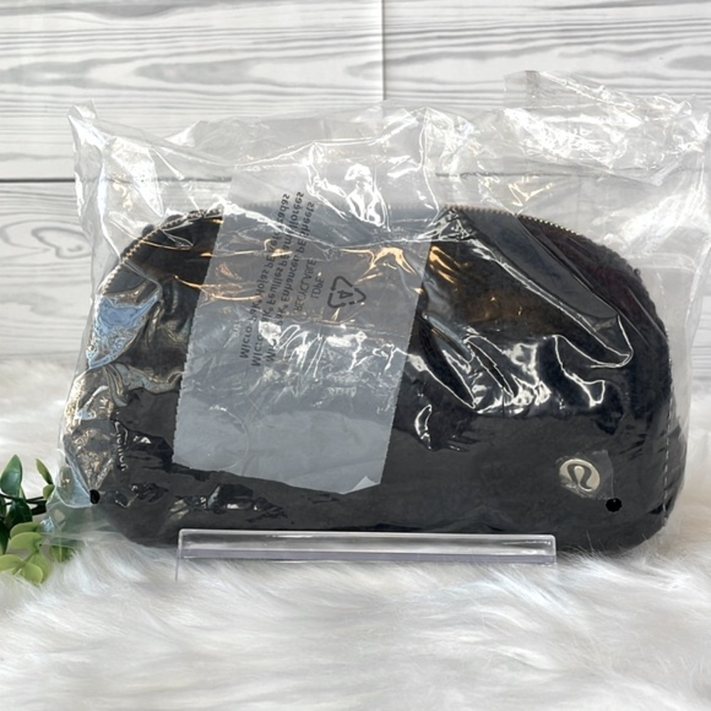Everywhere Belt Bag 1L Fleece “Black”‎